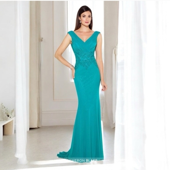Cameron Blake Dresses & Skirts - Elegant Teal Evening Gown